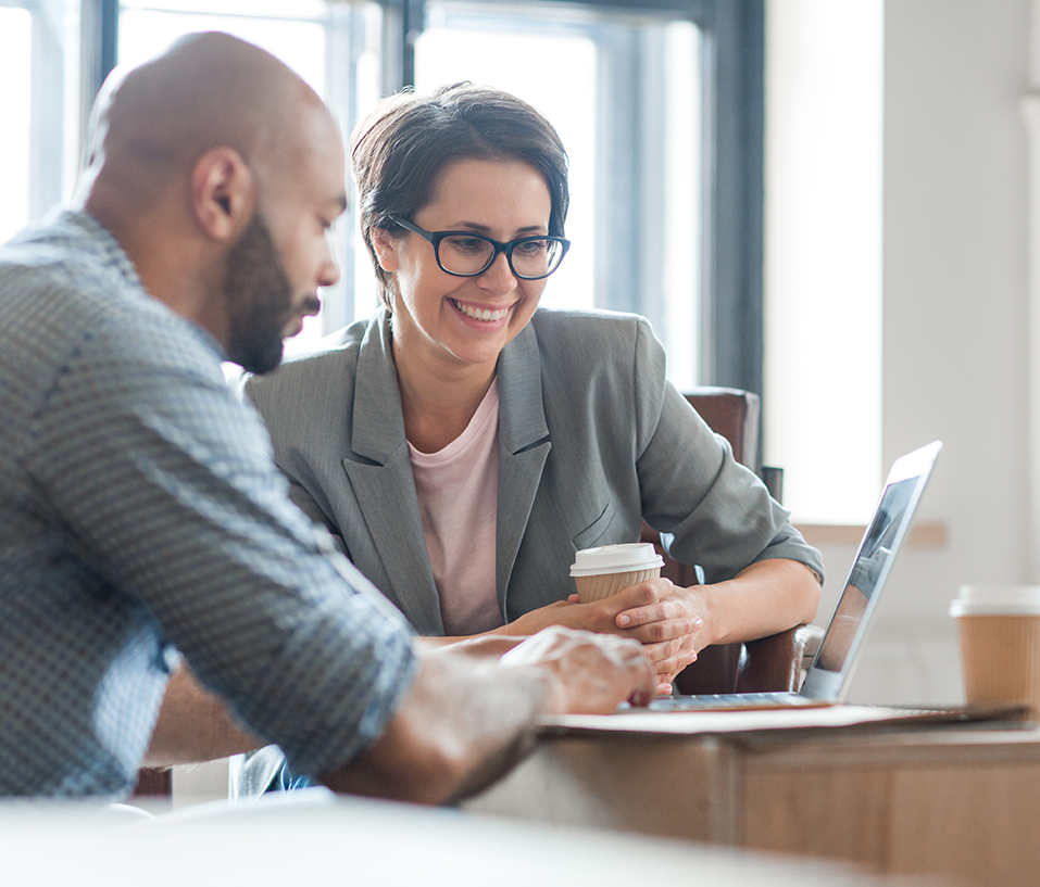 Technical Support Specialist in a meeting with a client