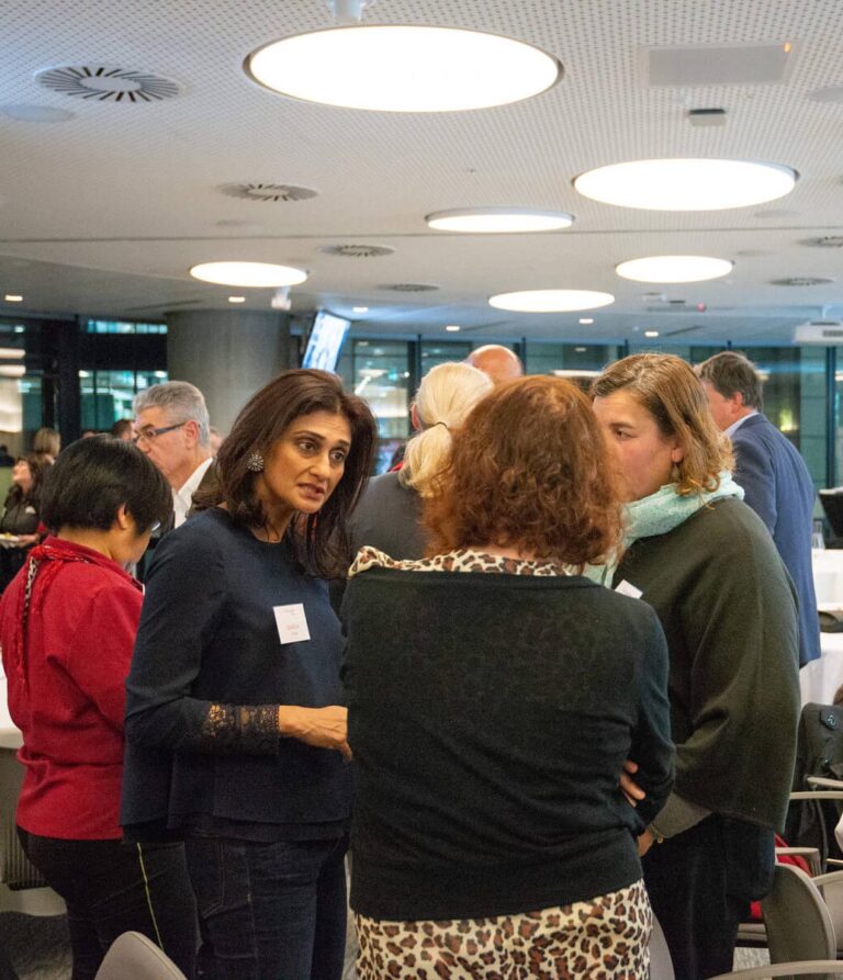 netStripes-co-founder-Saadia-De-Silva-meeting-small-business-owners-at-Bizruption-2018